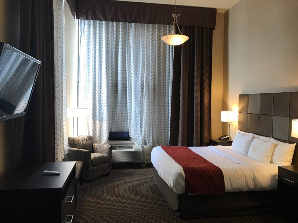 Tips for Finding the Best Deals on Hotels - Saving You Dinero Tips For Booking Hotels At Discounted Rates